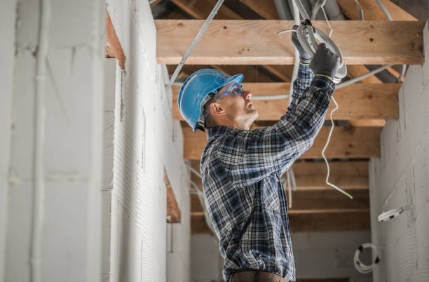 Best Electrical Outlet Repair  in Lynwood, CA