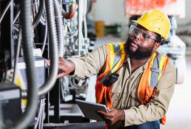 Best Local Electrician Companies  in Lynwood, CA
